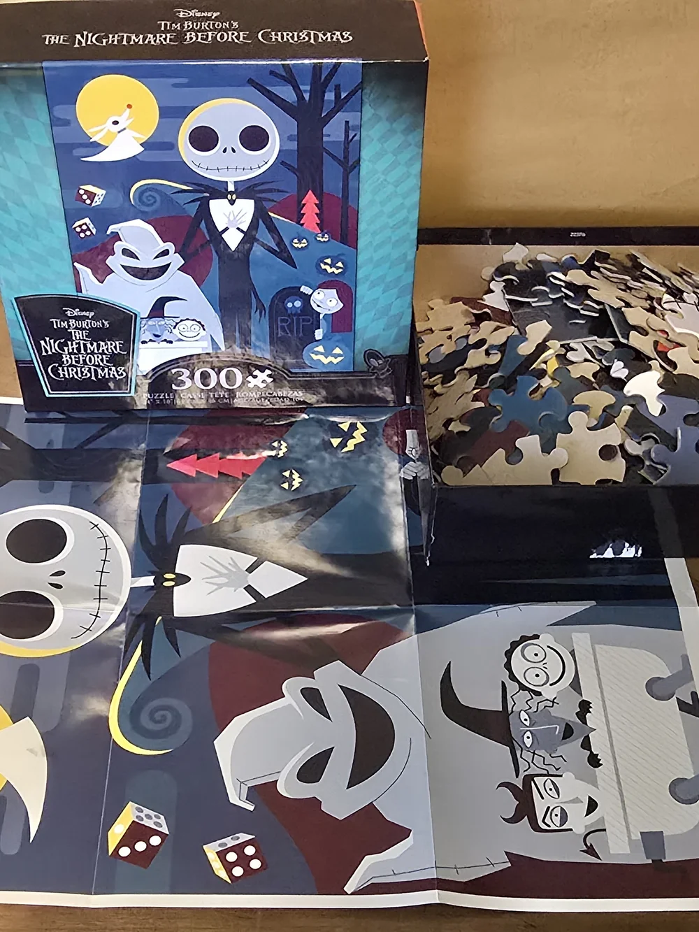 The Nightmare Before Christmas 300 Pc Puzzel With Poster Included.